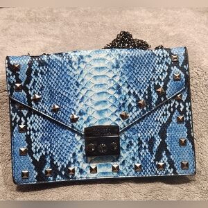 Badgley Mischka Blue Snake Print Crossbody bag